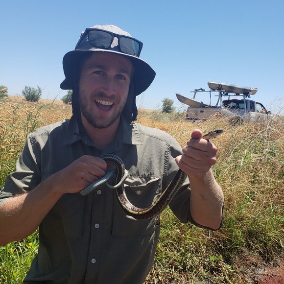 Meet your Posher, Evan - Picture 3 of 3